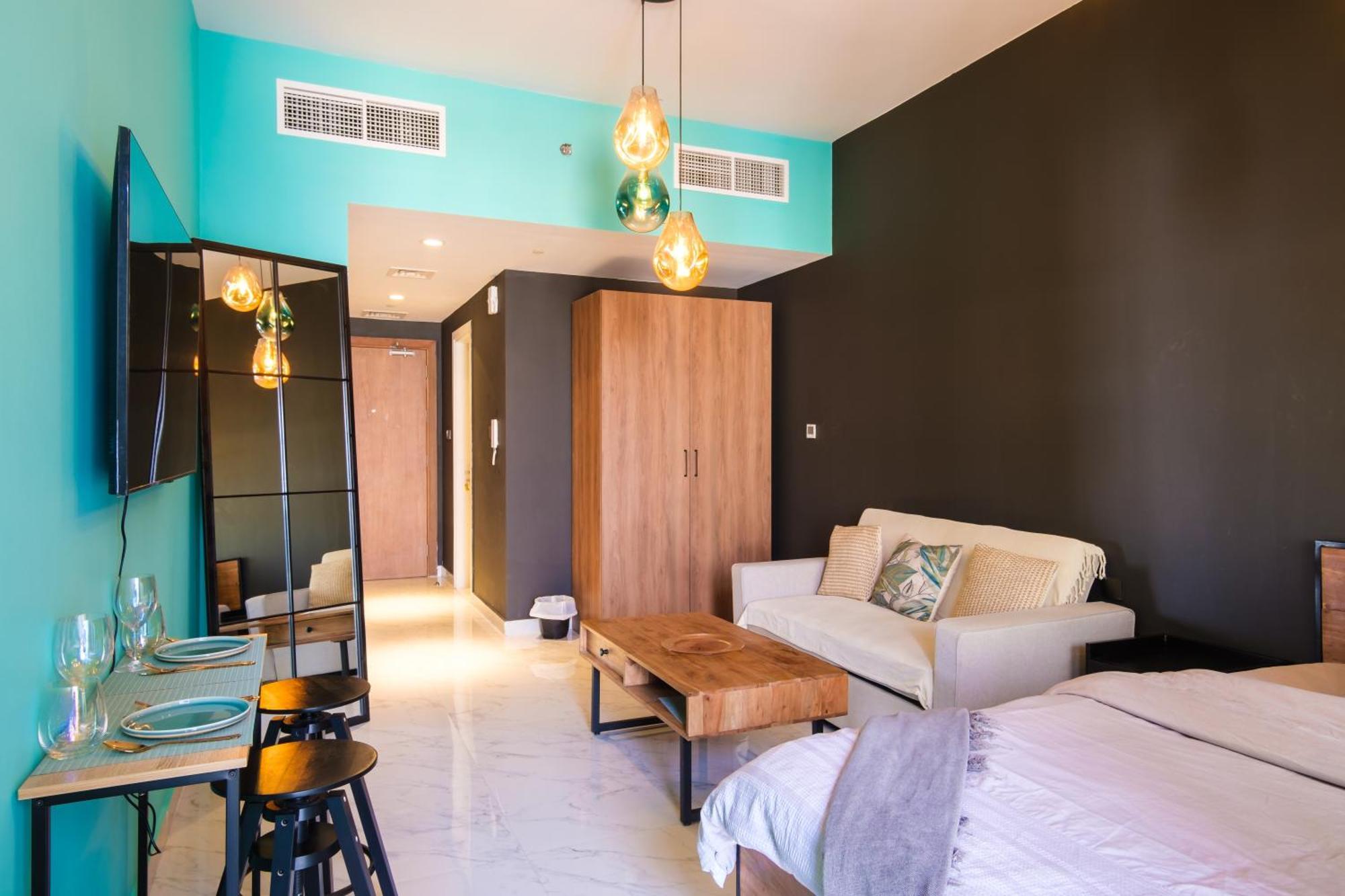 Appartamento Industrial Chic Retreat Al Qurayyah Esterno foto